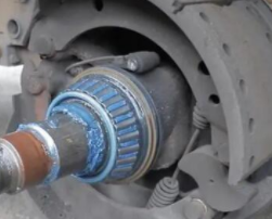 湖南铸件铸造厂介绍下刹车盘磨损更换标准
